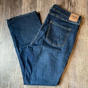 Denizen From Levi’s Mid-Rise Bootcut Jean